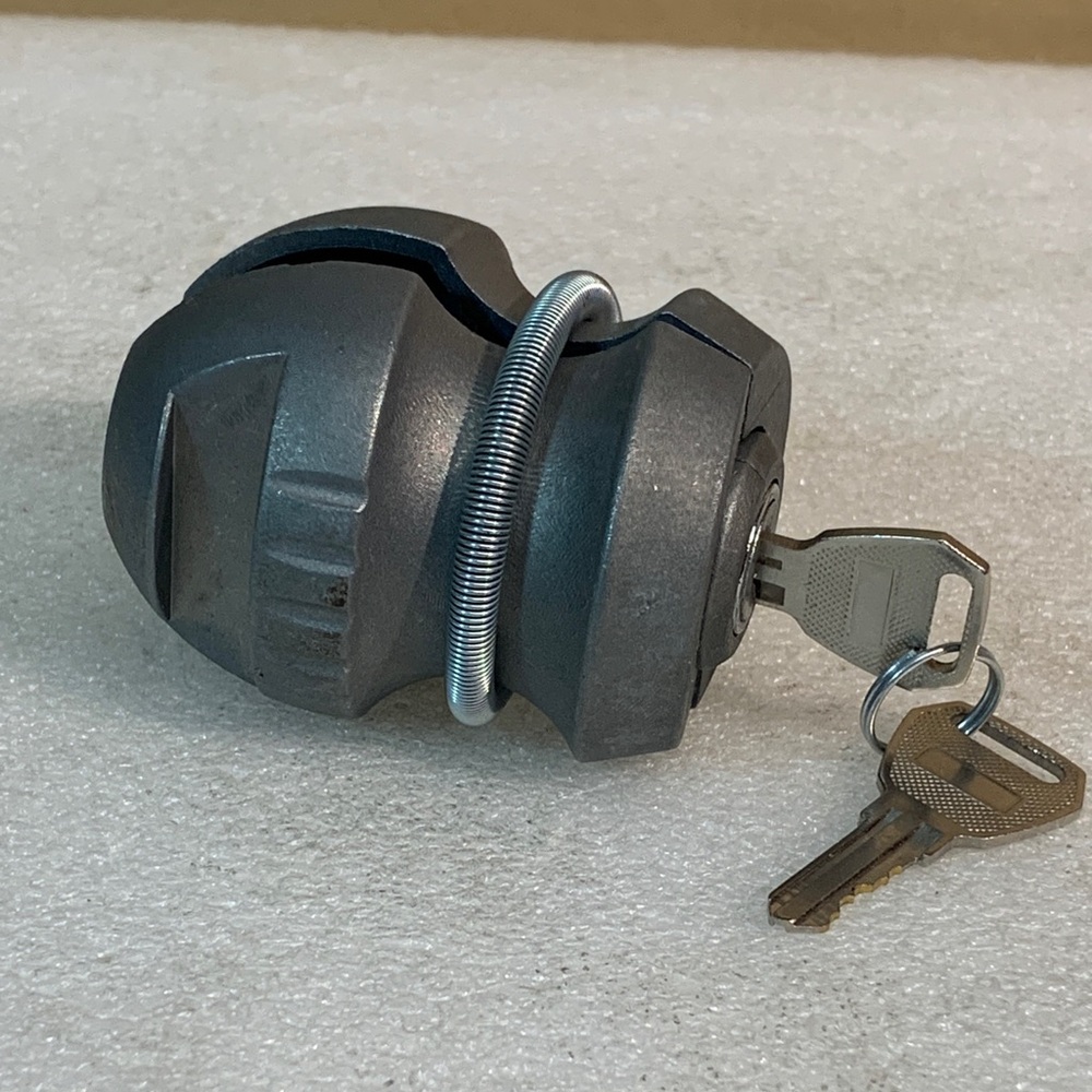 Gray Key Lock with Keychain - Picture 3 of 7